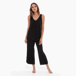 Daniadown BLACK BAMBOO SLEEVELESS CAPRI SET